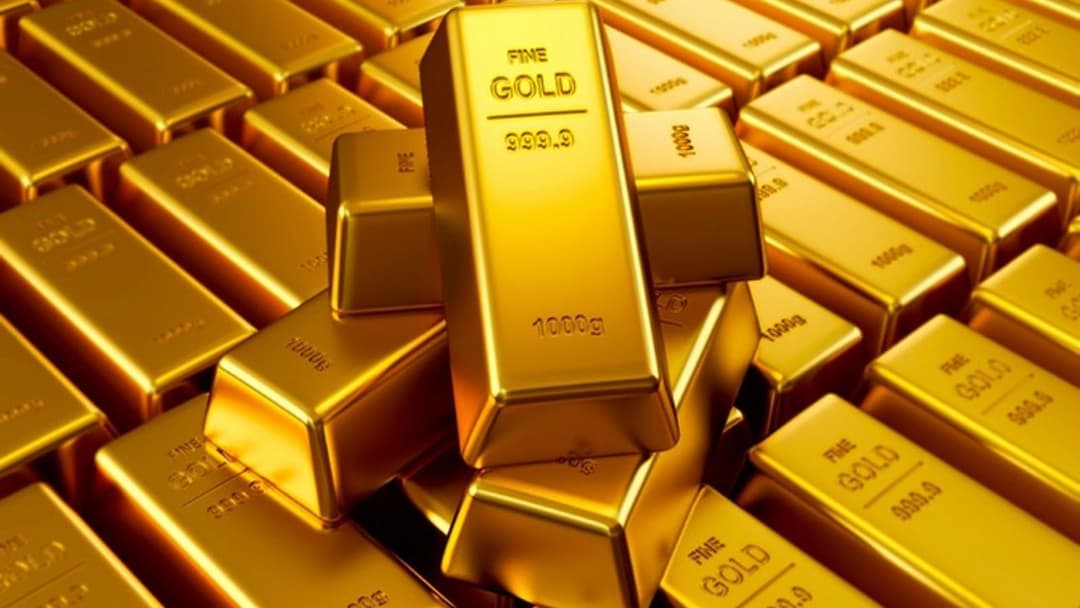 Why did Egypt buy 44 tons of gold at the beginning of 2022?